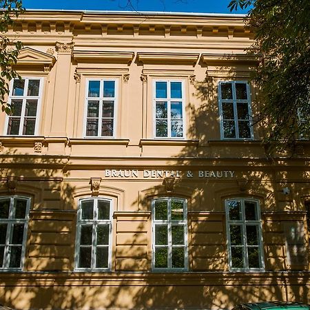 Braun Rooms Deluxe Sopron Exterior photo
