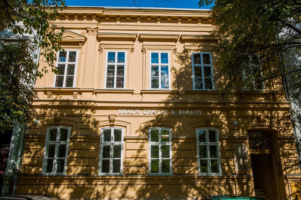 Braun Rooms Deluxe Sopron Exterior photo